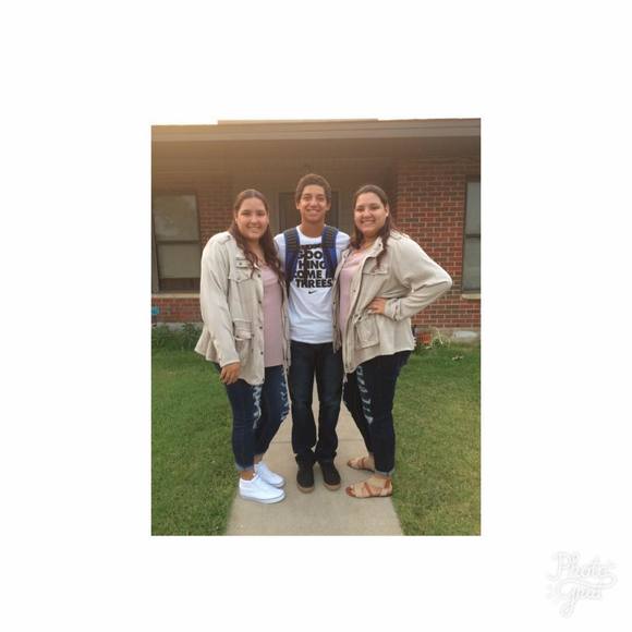 Meet your Posher, Gabriel - Picture 1 of 1